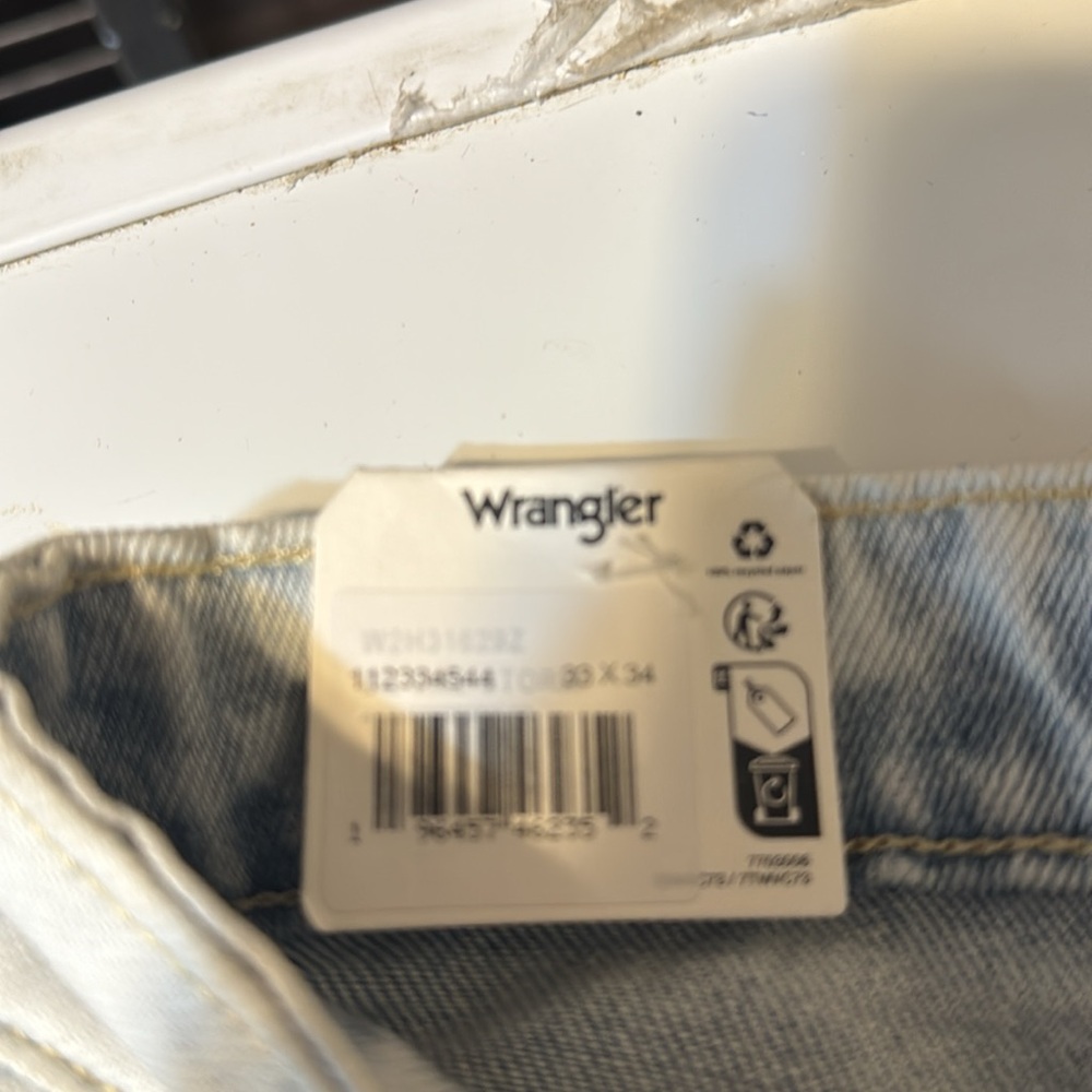 Wrangler Light Blue Jeans - Picture 2 of 2